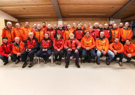 Skupna fotografija članic in članov DGRS Kamnik